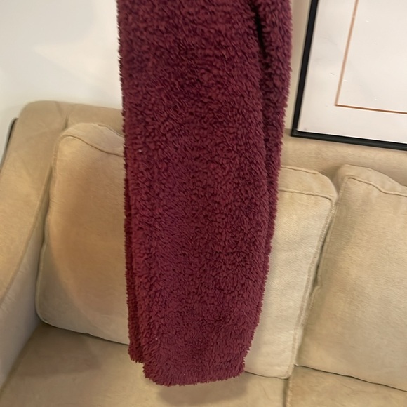 Calvin Klein Performance Fuzzy Sweat Pants NWT - Picture 4 of 4